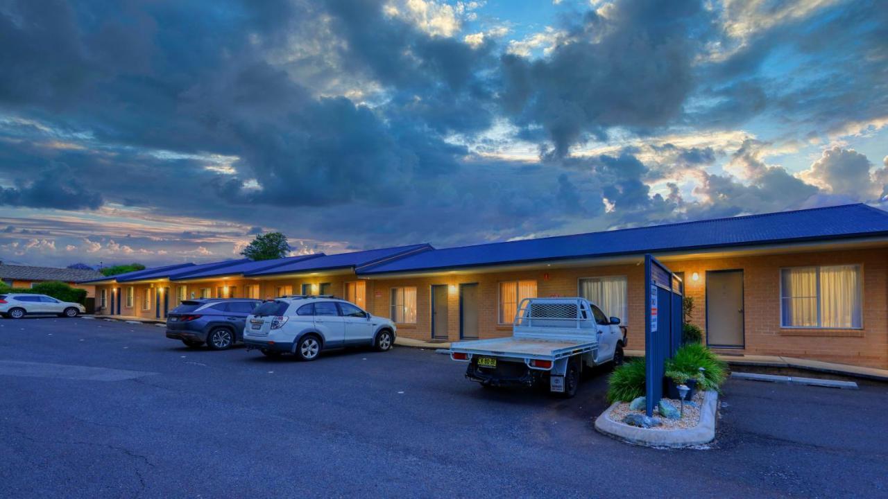 Edward Parry Motel And Apartments Tamworth Eksteriør billede