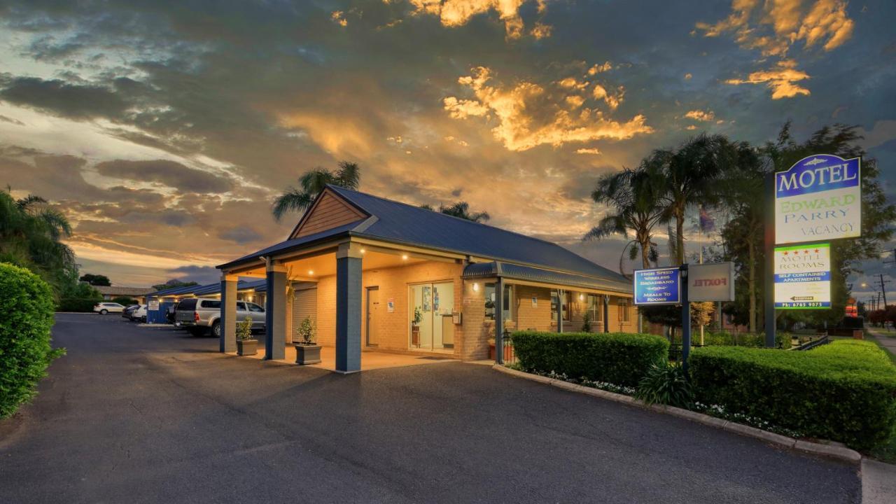 Edward Parry Motel And Apartments Tamworth Eksteriør billede