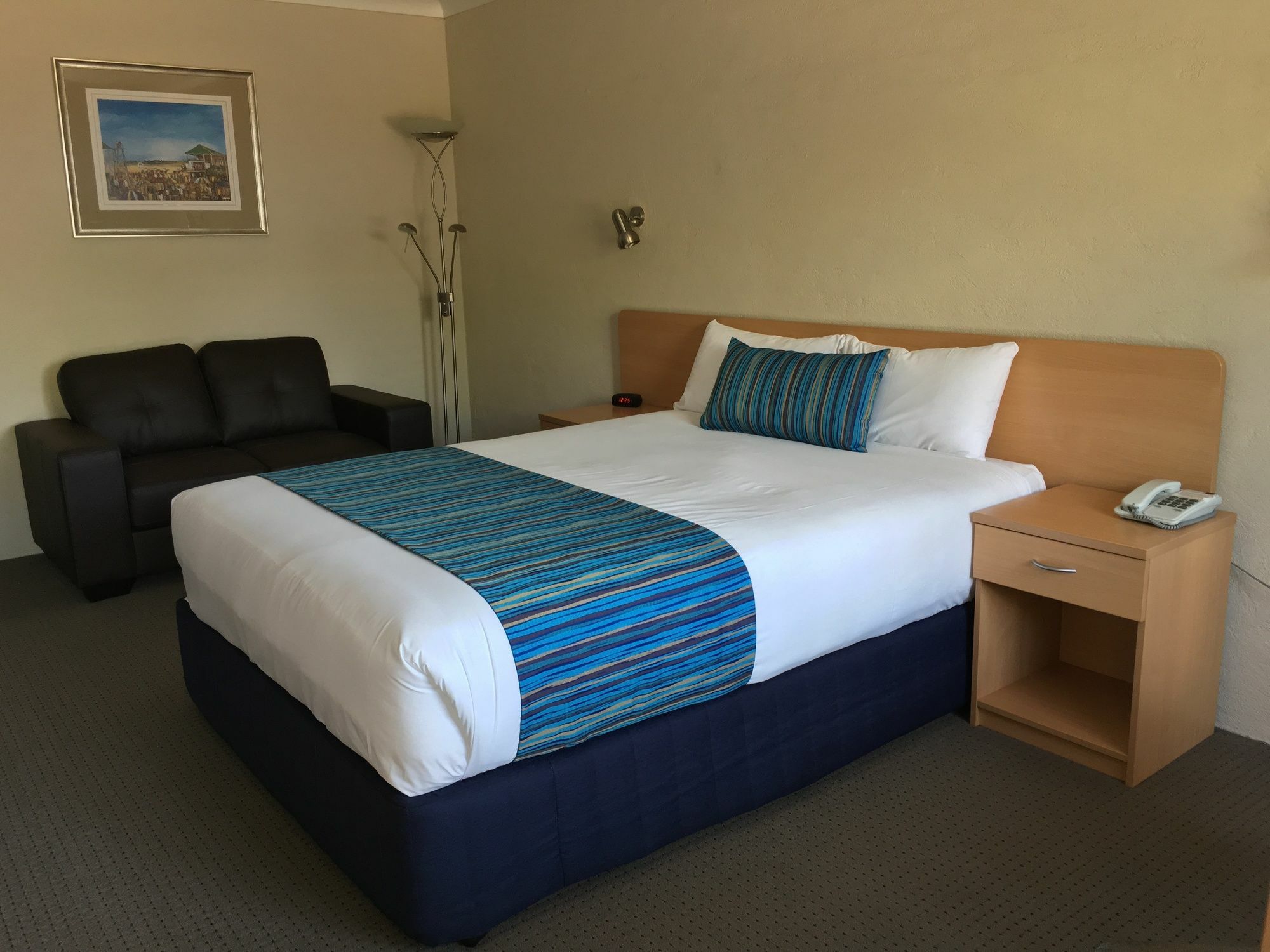 Edward Parry Motel And Apartments Tamworth Eksteriør billede