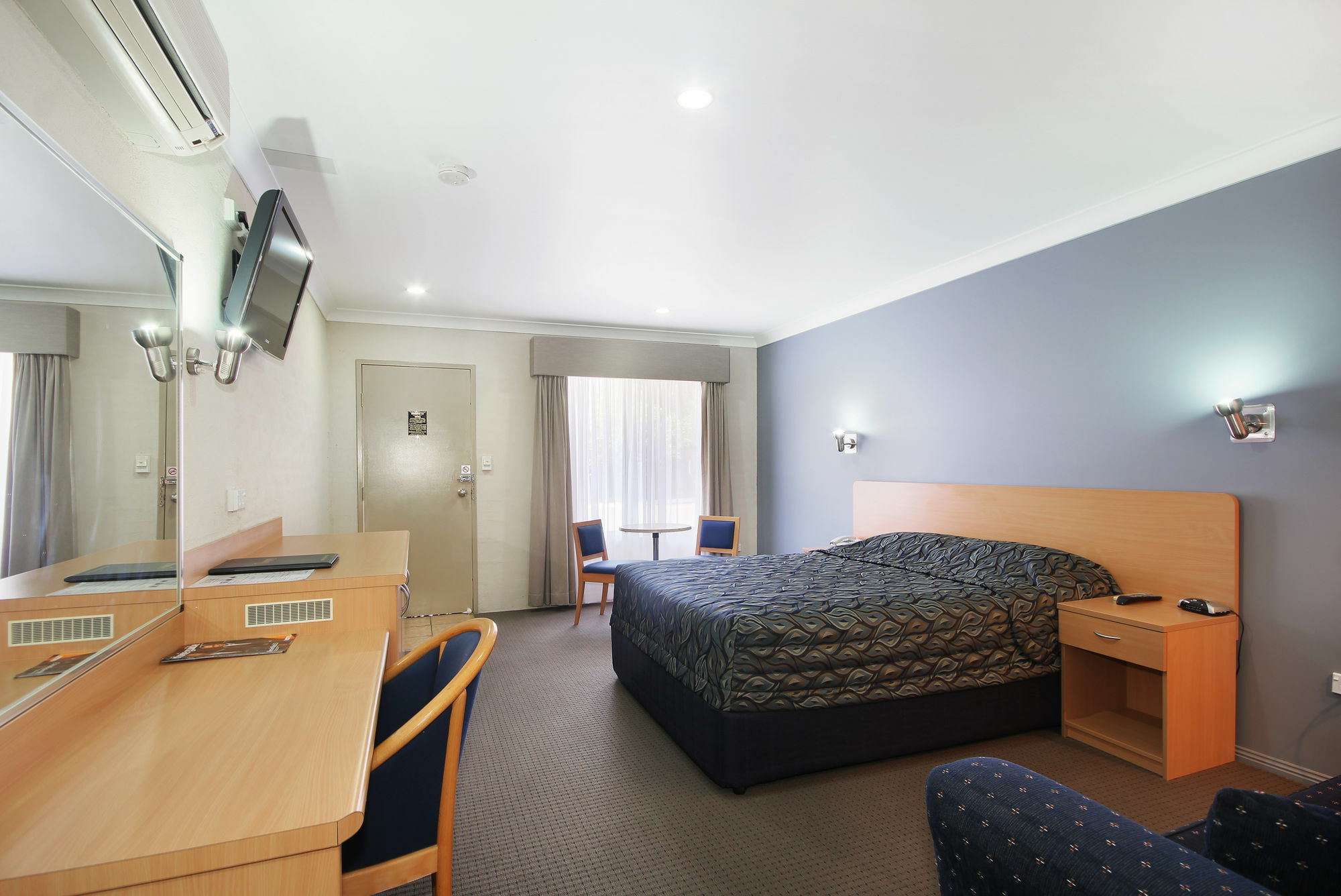 Edward Parry Motel And Apartments Tamworth Eksteriør billede