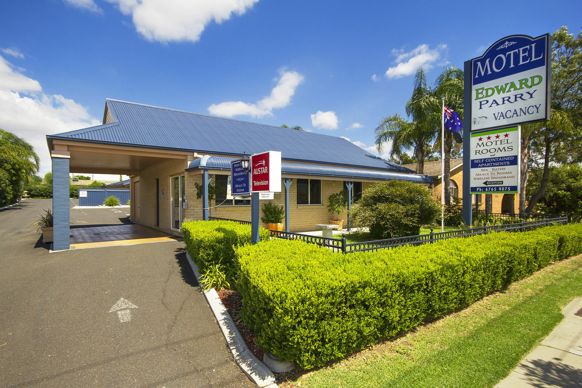 Edward Parry Motel And Apartments Tamworth Eksteriør billede