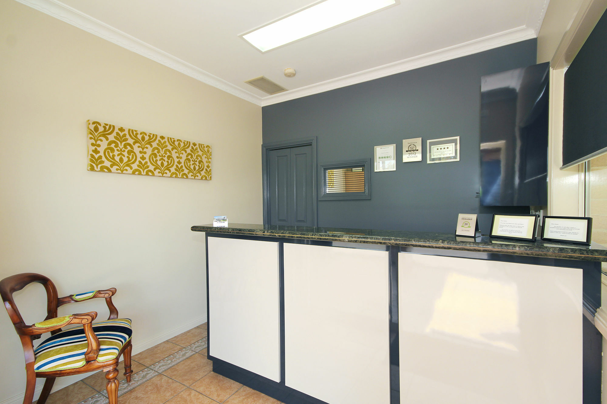 Edward Parry Motel And Apartments Tamworth Eksteriør billede